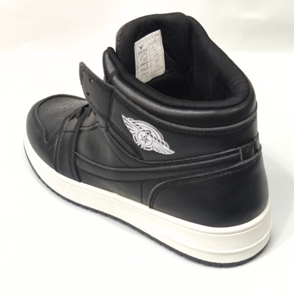 TENIS CASUAL NEO STEP NEGRO ref AJGH02